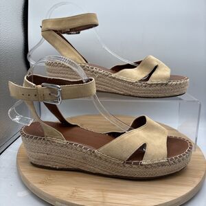 Franco Sarto Pellia Wedge Sandals Sz 10M Beige Suede Espadrille Ankle Strap